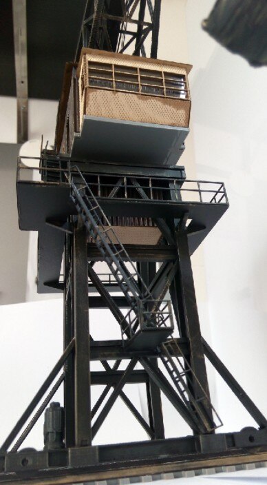 1/87 Model Train HO Scale Large Coal Feeder Tower Crane Stoker Crane DIY Kit Architectural Model Material Sand Table Model Gift